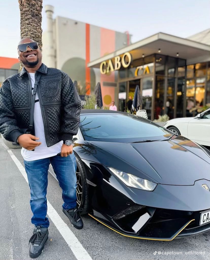 _CPT_unfiltered's tweet photo. 👀 SPENDING ON PROMO, BUT WHAT ABOUT THE BABY? ☕️

Nigerian 🇳🇬 social media personality MpuGeneral (Laborita) is paying to promote his TikTok account on X while allegedly not financially supporting his child with South African influencer Nwabisa Mkonto. 👀 #BBNaija #deadbeat https://t.co/xJgTRdNd69