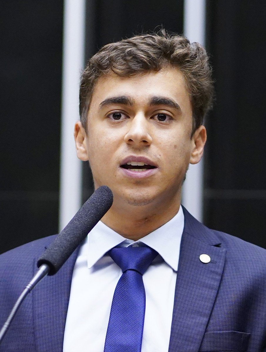 poptime's tweet photo. 🚨 Patrimônio de Nikolas Ferreira aumentou 10.488% em apenas 4 anos de mandato como deputado federal, indo de R$36 mil para R$ 3.9 MILHÕES. https://t.co/PYa2XW84C3