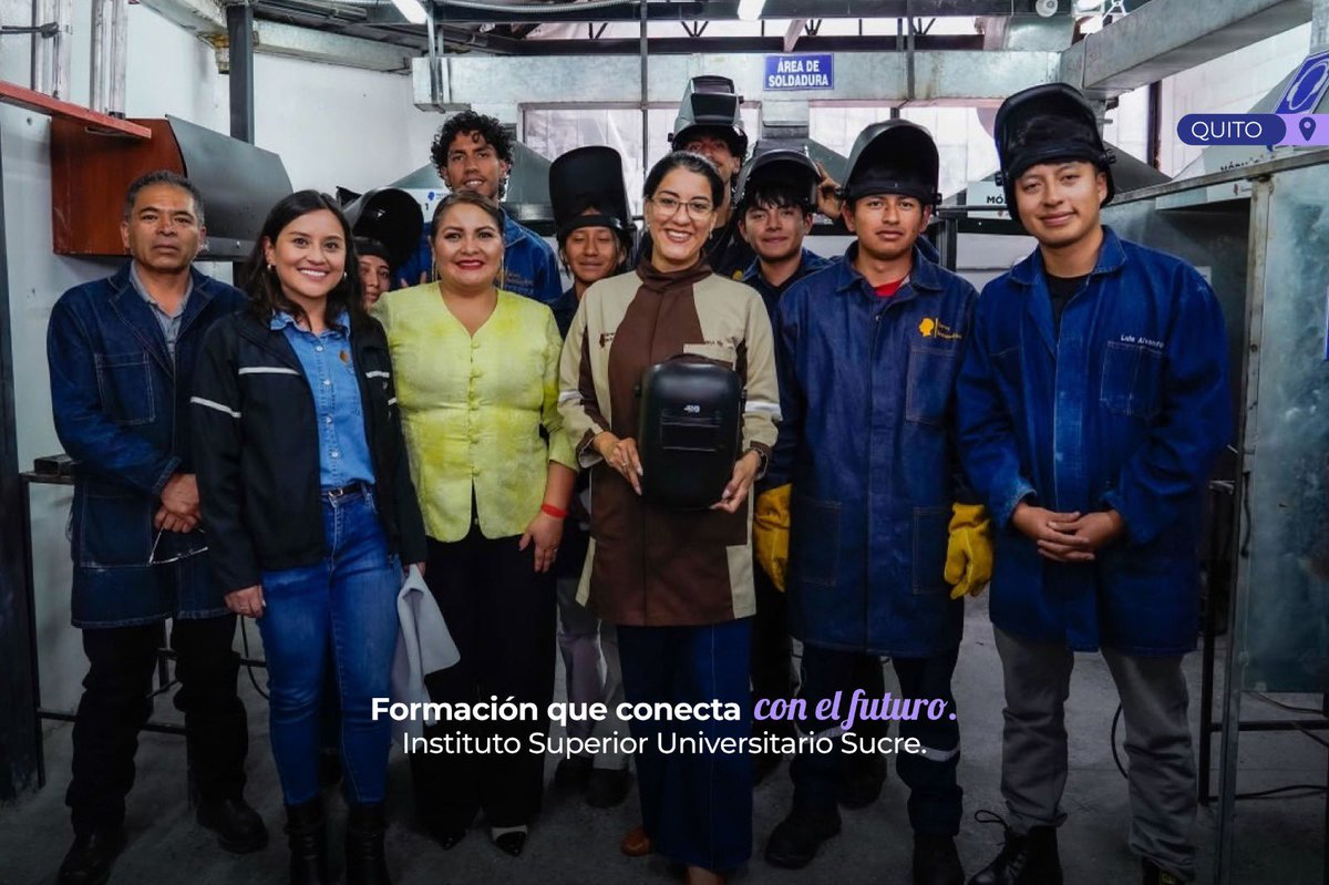Educacion_Ec's tweet photo. 🎓🚀 ¡Formación técnica que prepara a los profesionales del futuro!

📍 QUITO | La ministra @GildaAlcivarOk visitó el Instituto Superior Universitario Sucre, que celebra 30 años de trayectoria formando talento para el Ecuador.

Con 3000 estudiantes, la institución fortalece una educación técnica y tecnológica basada en la innovación y la formación práctica, preparando a sus estudiantes para responder a los desafíos del mundo laboral. 🏫