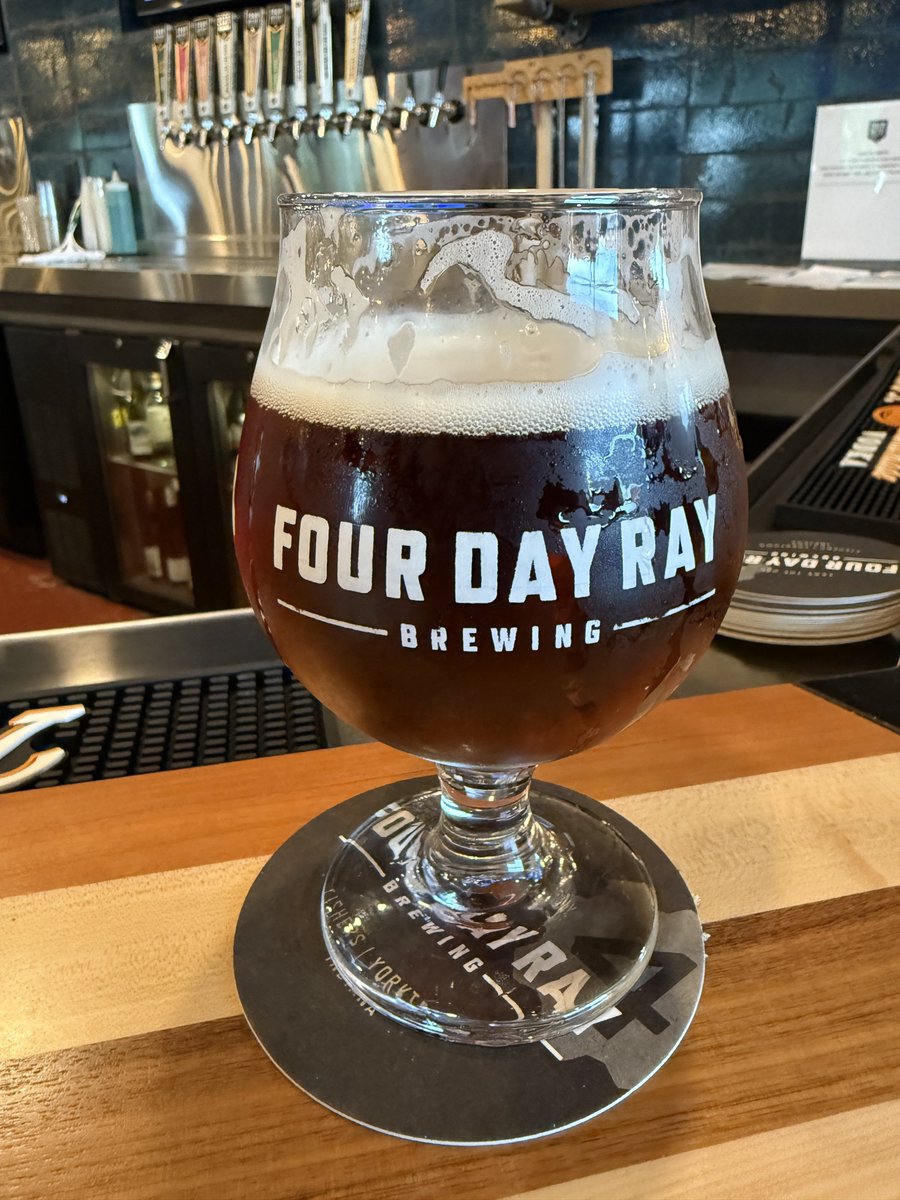 howarmat's tweet photo. @PaulDSmith16 @fourdayray @Indybeersleuth @RobertRolfeFedd @Crobb88 @BradMitchell02 @joshualakins @Baileybones32 @KohnRita @bierhauler @TheIndianaPizza @scrappybooogle @MikeSlomba @812farms On the road back from Detroit and stopped at the other @fourdayray in Yorktown! #fridayindianabeer #hoosierbeer #IndianaCraftBeer #CraftBeer #hoosierpride #drinkindiana #indycraftbrew #indiana🍻🍺 #drinkindianabeer #drinkindependent #drinkindianacraftbeer https://t.co/M1393qO2I1