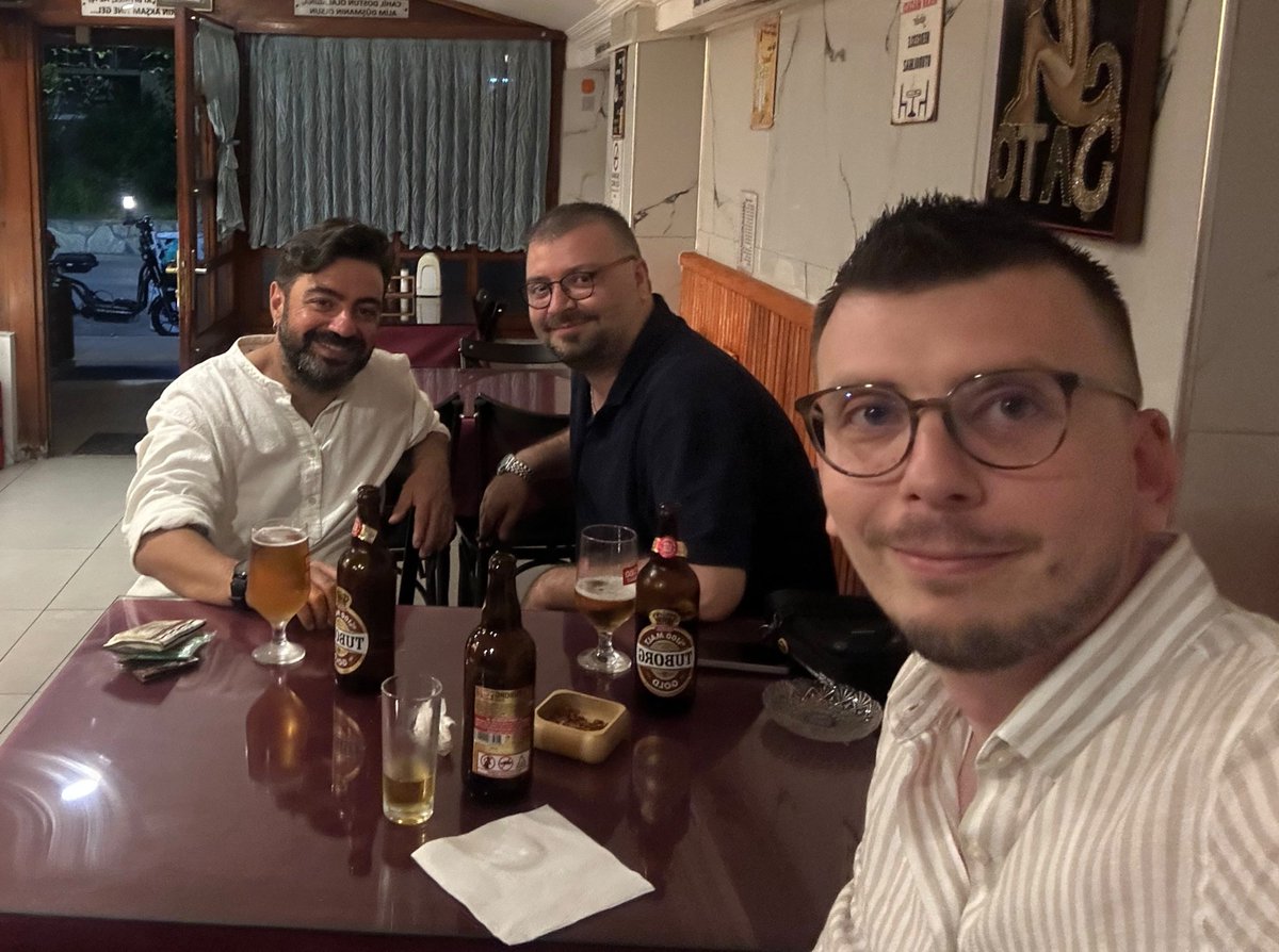 umitmayin's tweet photo. Kuzenlerle.. https://t.co/LwpAFOmbU3