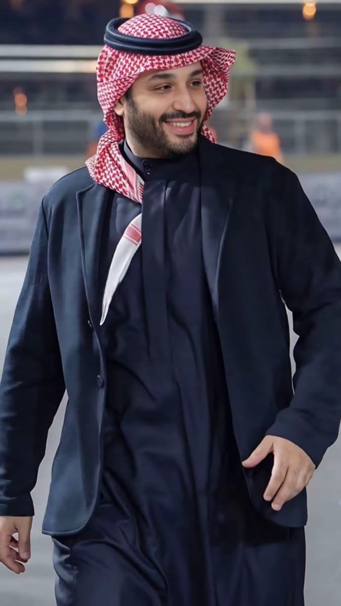 roh_albdr's tweet photo. اللهم احفظه بعزك الذي لا يُضام، اللهم متعه بالصحة والعافية، ووفقه لما تحبه وترضاه، وسدد خطاه وحقق مبتغاه، اللهم آمين يارب العالمين 🇸🇦🇸🇦🇸🇦 https://t.co/Ok1tDy0DoK