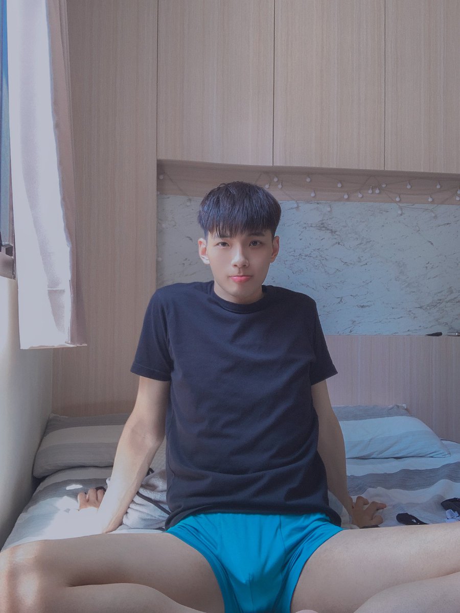 pszer00's tweet photo. 帳號被無預警停權，也沒有顯示申訴畫面，只能重新來過了☺️ https://t.co/OnW581DsQG
