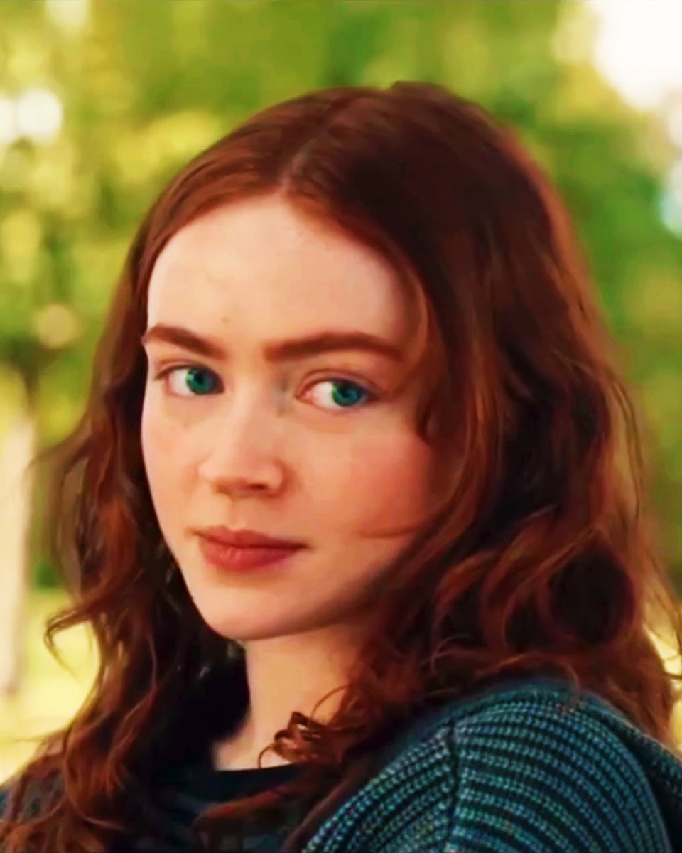 MCU_Direct's tweet photo. A new SPIDER-MAN: BRAND NEW DAY set video indicates that the civilian, who Jean Grey telekinetically walked into traffic, survived being hit by a car. https://t.co/is5pwLP7Ak