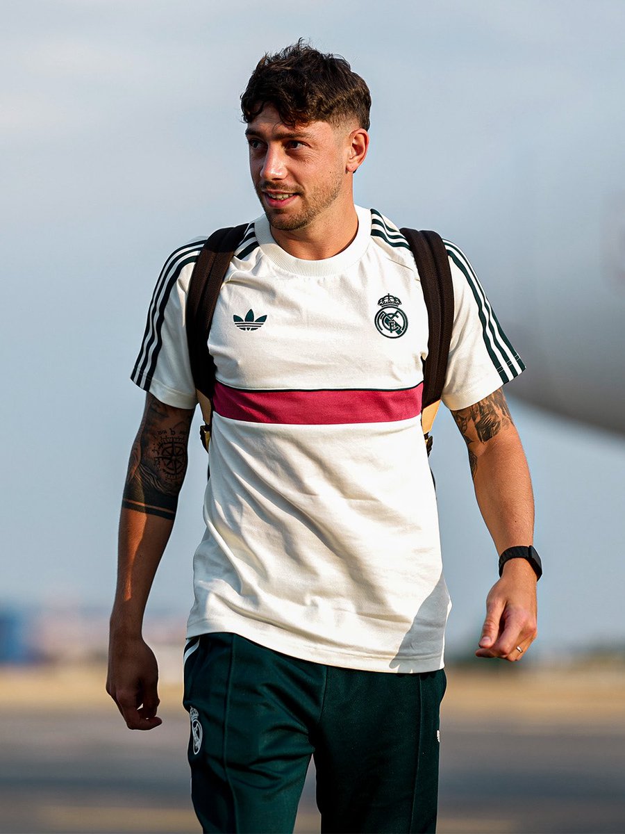 deportes_rpc's tweet photo. ¡LLEGARON LOS MERENGUES! ⚽️🔥
El Real Madrid ya se encuentra en Budapest para su amistoso ante el Ferencváros.
#FutbolRPC 📸 @realmadrid https://t.co/4InKB5EMNt