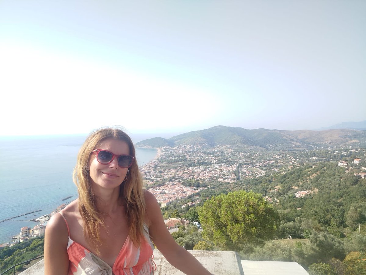 AliceScava97964's tweet photo. E così, per un periodo sono stata anche in vacanza #summer #cilento #worstsummer https://t.co/XiTkJxNOyC