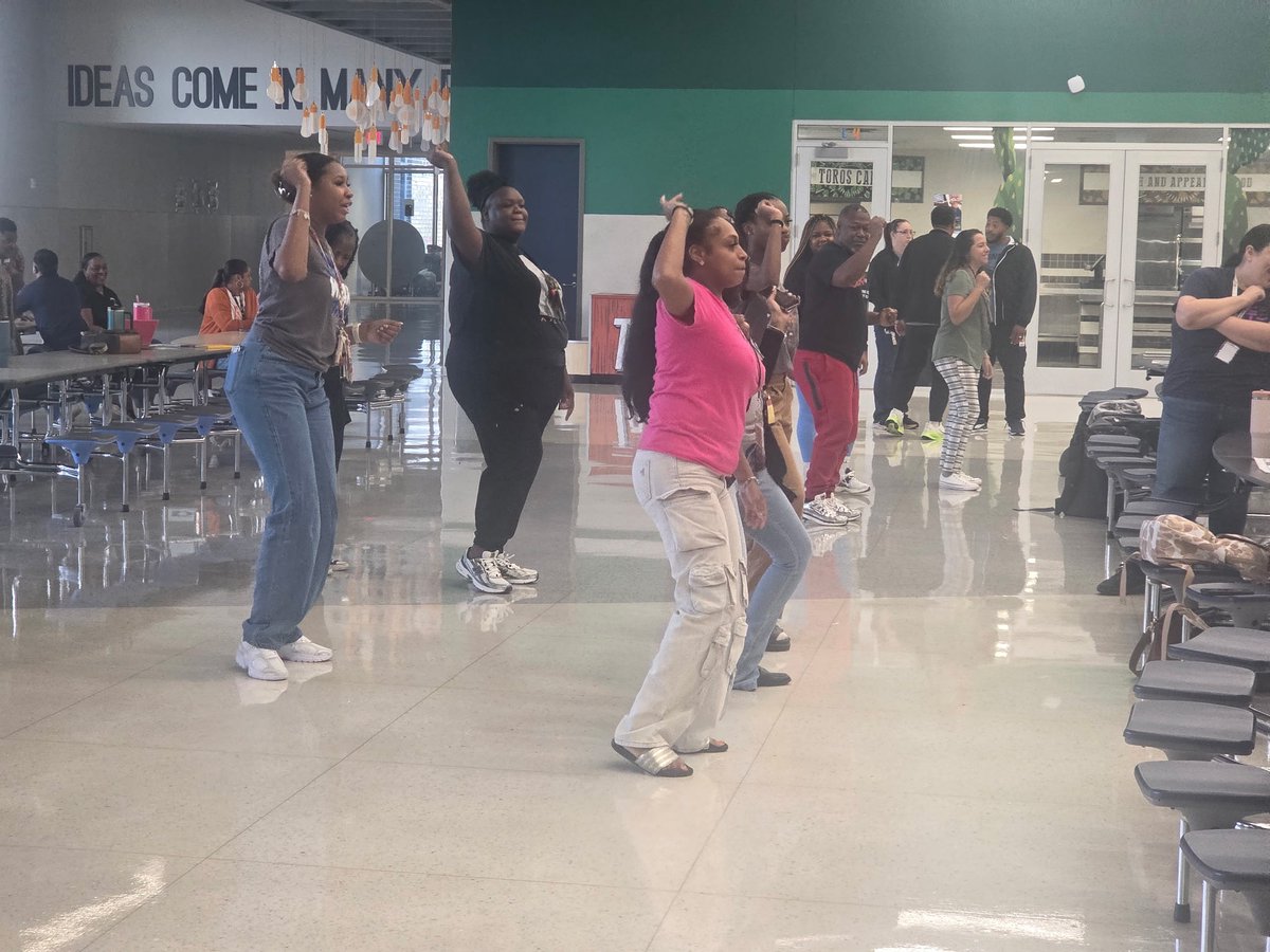 JonesMs_AISD's tweet photo. Back-to-school Fun! Line dancing as we get ready to welcome back our students #Aldineisd https://t.co/yOZd3un3TG