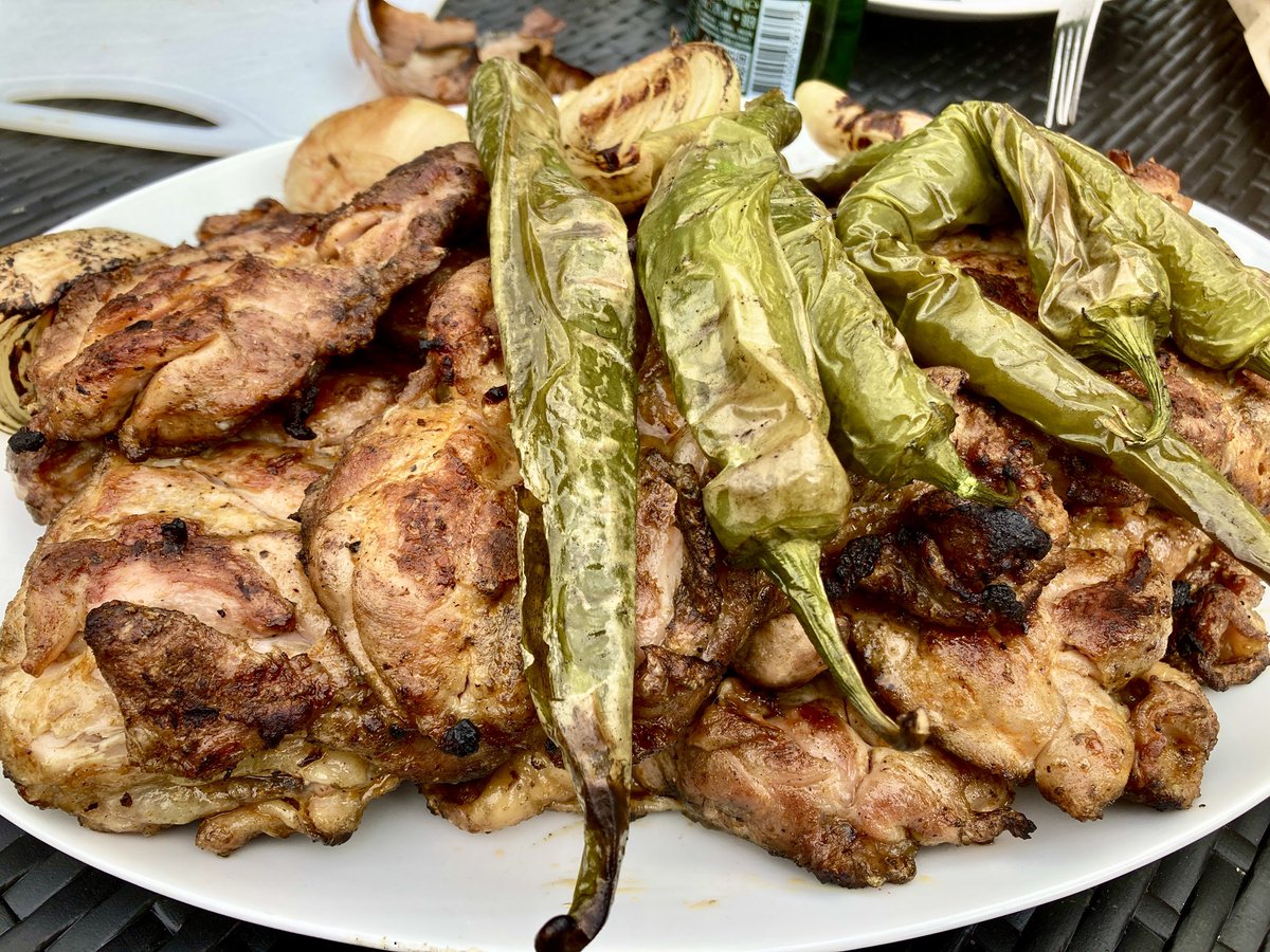 GeorgAlbrecht1's tweet photo. das war lecker. und mehr als ausreichend! 😋😆 #Grillen #Asado #BBQ https://t.co/M5qLpq5hIH