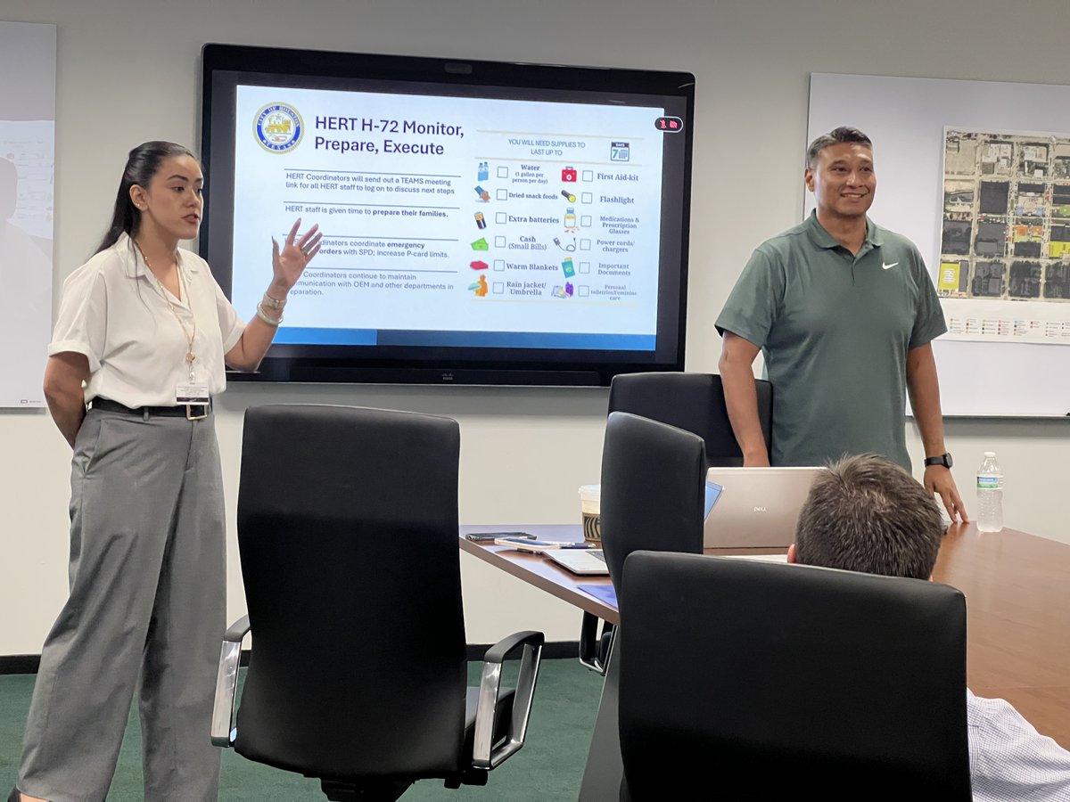 NeighborHOU's tweet photo. The Department of Neighborhoods and the Legal Department recently completed another successful HERT training, strengthening Houston's emergency response readiness.
#HoustonDON #HERT #ReadyHouston #ThePeoplesDepartment #HOUneighborhoods https://t.co/Vi9WnQSsHt