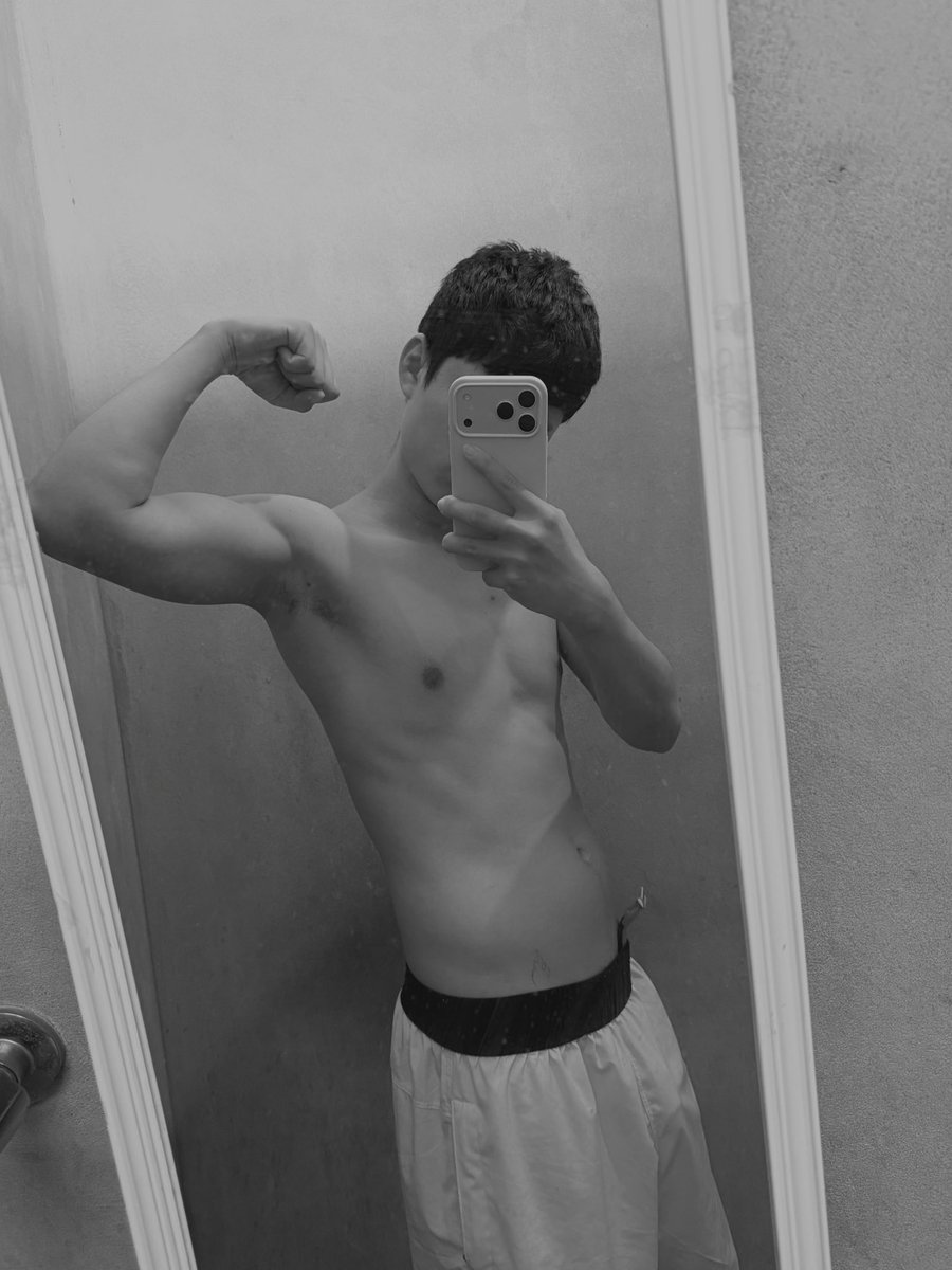 ivandelgado18cm tweet picture