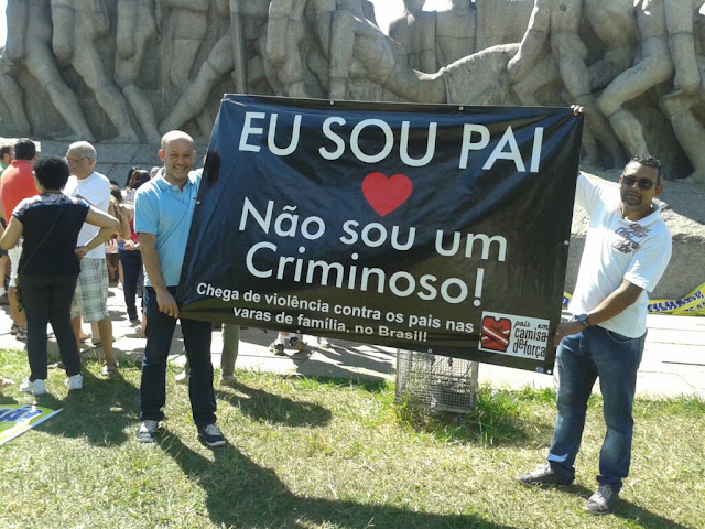 Grupodobemestar's tweet photo. Nesse Dia dos Pais,muitos irão estar sozinhos,sem os filhos que sofrem Alienação Parental,destruição dos laços por parte de mães guardiãs.Lei 12.318/10 é o único marco legal que combate a Alienação Parental.https://t.co/Ubi1yJR3NI #defesacivil #alerta #chuva #garoa #tempestade https://t.co/TcGMq8rqXg