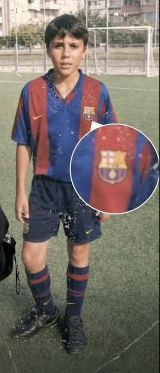 MisterCruyff14's tweet photo. De alcurnia y de cuna💙♥️ https://t.co/8WKTesmnHt