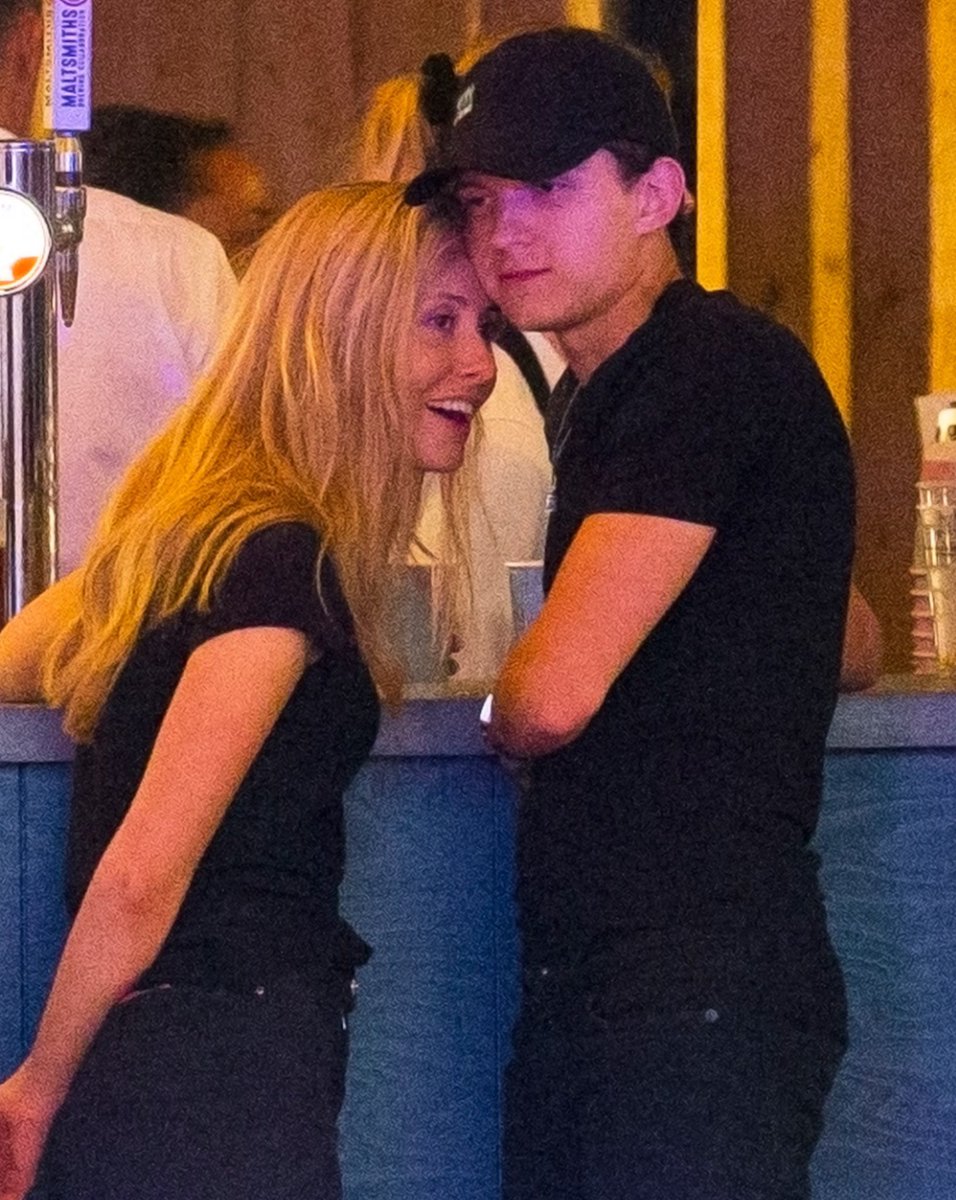 CultureCave_'s tweet photo. Throwback to when Tom Holland and Zendaya broke up and Tom was spotted with another girl immediately. https://t.co/xFN1jVe4dH