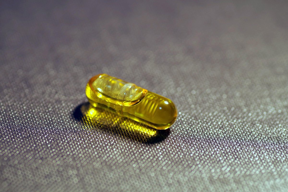 Applied_RadOnc's tweet photo. High-Dose Vitamin D Showing Promise in Mitigating Skin Toxicities from Cancer Treatments
 
📰🔗 https://t.co/vyIe8KjJis 

Recent developments in oncology care highlight the potential of high-dose vitamin D in alleviating skin toxicities associated with chemotherapy and radiation therapy. 

@JAMADerm 
#RadOnc #RadOncNews #RadiationOncology #CancerCare  

Media Source: https://t.co/svIqVf7V0p Photo by Arcaion on Pixabay