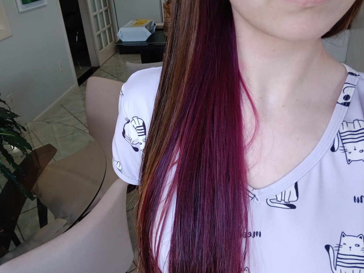 upsonyeondan's tweet photo. pintei meu cabelo https://t.co/wIjMKCDB54