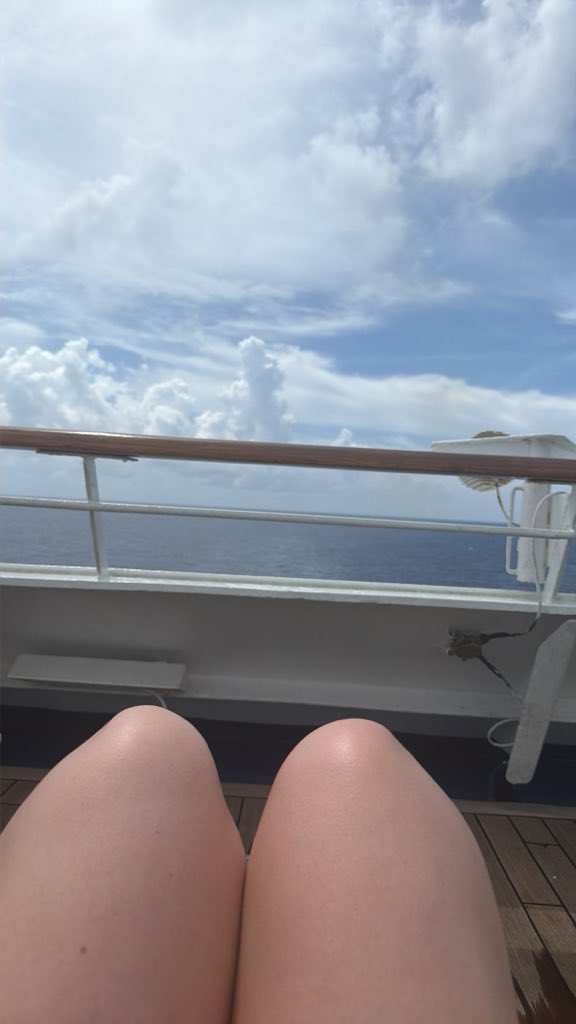 LillyGazer1's tweet photo. little cruise action 😍😍 https://t.co/1sDrCRH3u0