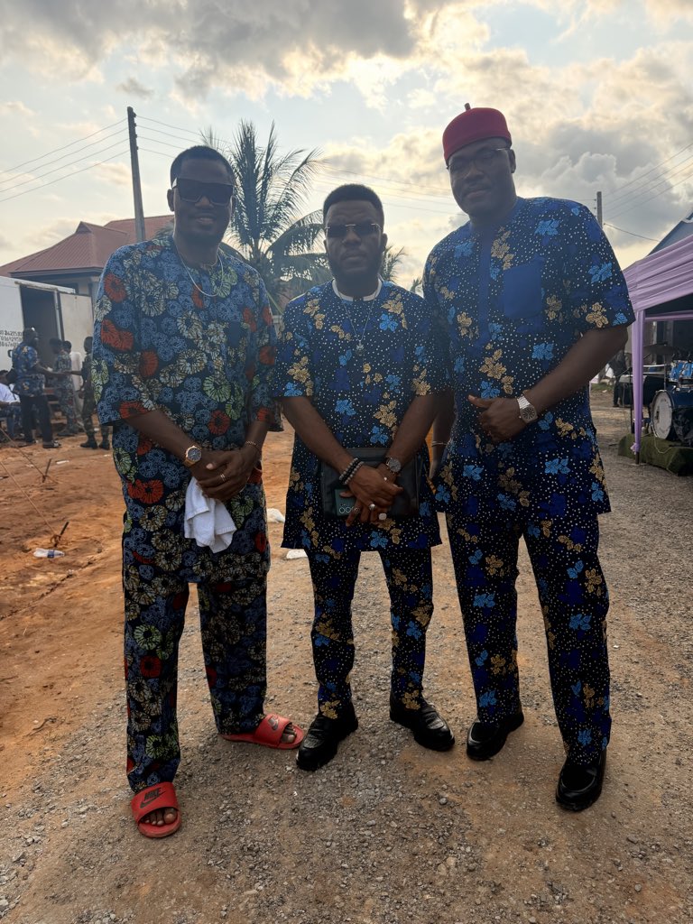Wizarab10's tweet photo. In Anambra for @Elkrosmediahub 

I had fun here. I’ll be back https://t.co/BmpOWLWQo1
