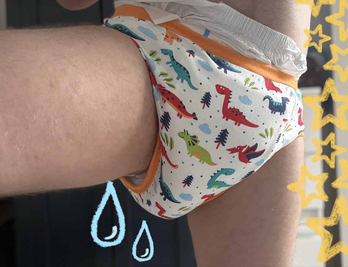 LittleStrange03's tweet photo. Putting a stuffer in my pamp just isn’t enough for #BDF these days… gotta wear my training pants over my thick diaper to get the biggest bum bum! 🥰😇🤭
Pants- @DiaperU_abdl
#Abdl #diaper #cgl #ddlb #mdlb #abdlbabyboy #little #littlespace
#abdldiaper #diaperbutt https://t.co/S05raNrFkg