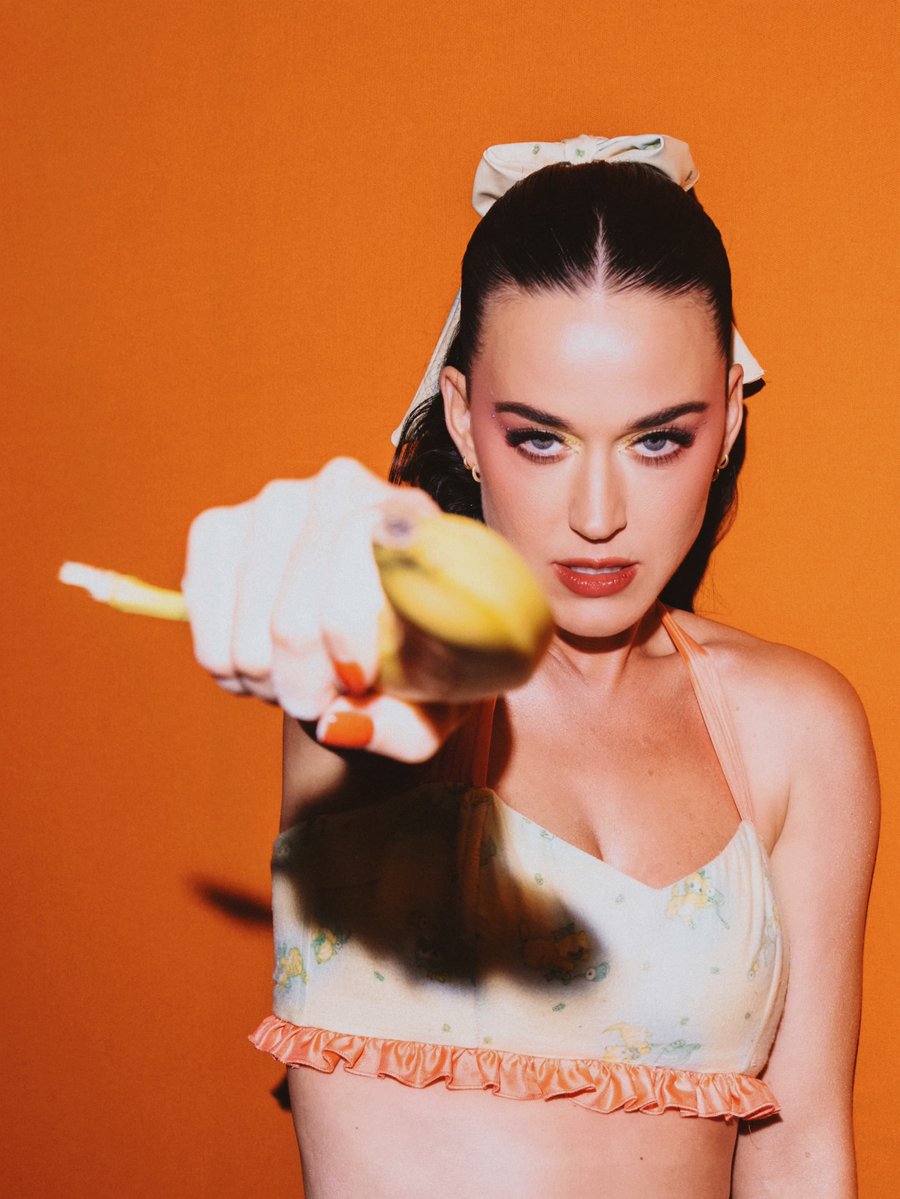 ListinDiario's tweet photo. #EntretenimientoLD | La cantante Katy Perry confirmó en su cuenta de Instagram su participación en el Festival Presidente 2026. La americana es conocida por sus temas "Roar", "California gurls", "The one that got away", "Fireworks",  "Hot N Cold", "Teenage dream", entre otros.

#ListínDiario