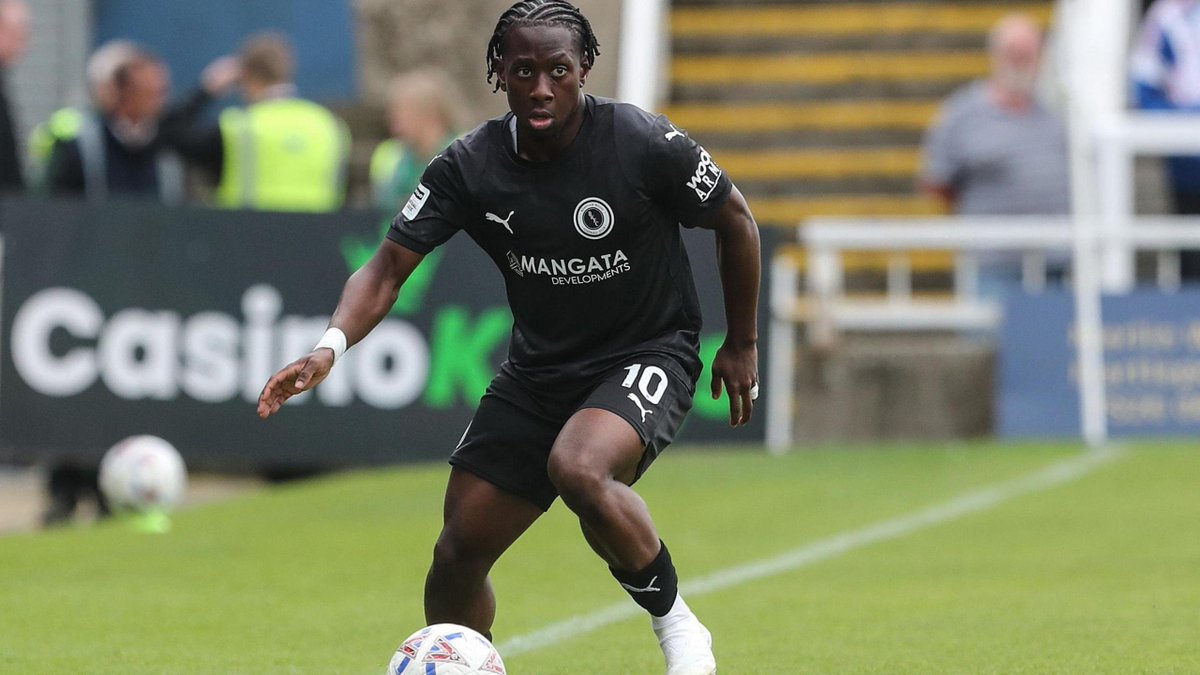 OrientHub's tweet photo. 🚨 EXCL: Leyton Orient have made a club-record £25M bid for Boreham Wood’s Abdul Abdulmalik, which is set to be rejected by the National League side.

#LOFC #WeAreTheWood
#ONLYONEORIENT 

@JHFootballAgent @dean_7cox https://t.co/hogker4udc