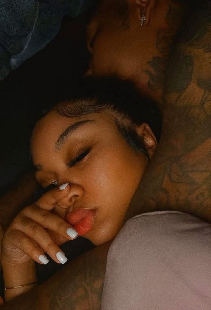 Ifanyima's tweet photo. Ngl I'm a sucker for quality time &amp; physical touch type 🥺❤️ https://t.co/OLFTqCDNre