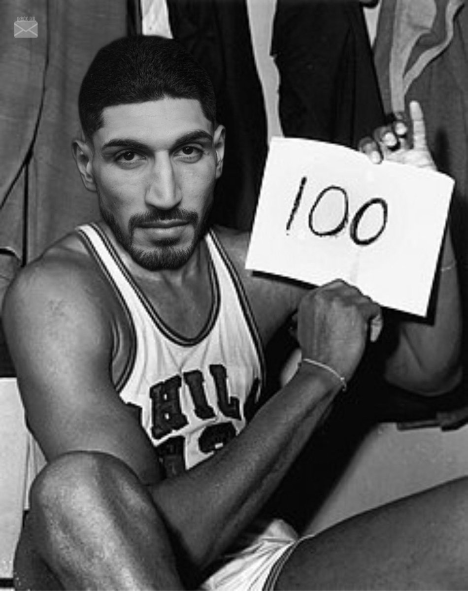 ebeth360's tweet photo. @EnesFreedom @WNBA Enes after the 1st quarter of every game https://t.co/Rbl9fvOeWf