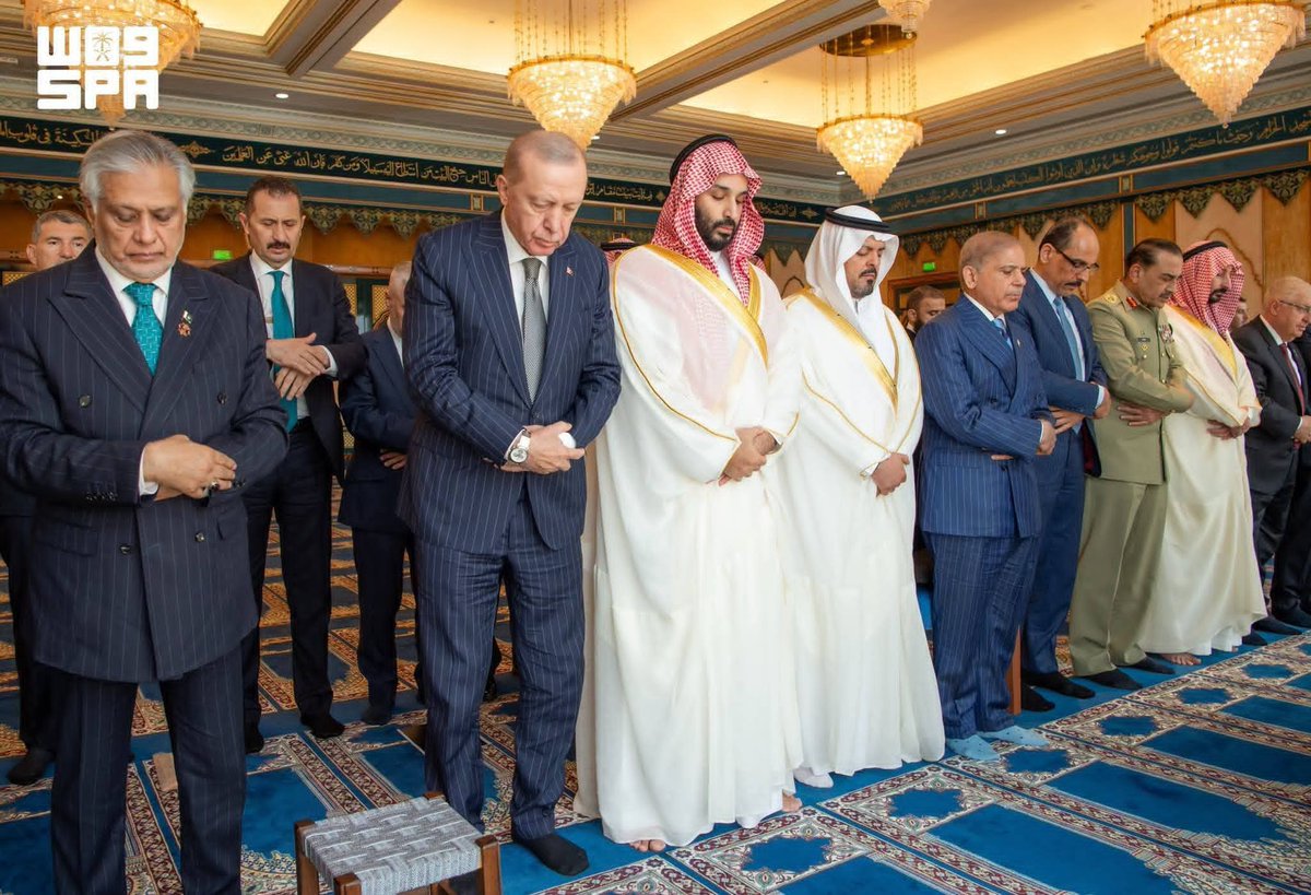 mustafakamilm's tweet photo. صلاة الجماعة تُرعِب أعداء الصحابة. https://t.co/a92D8XNV9O