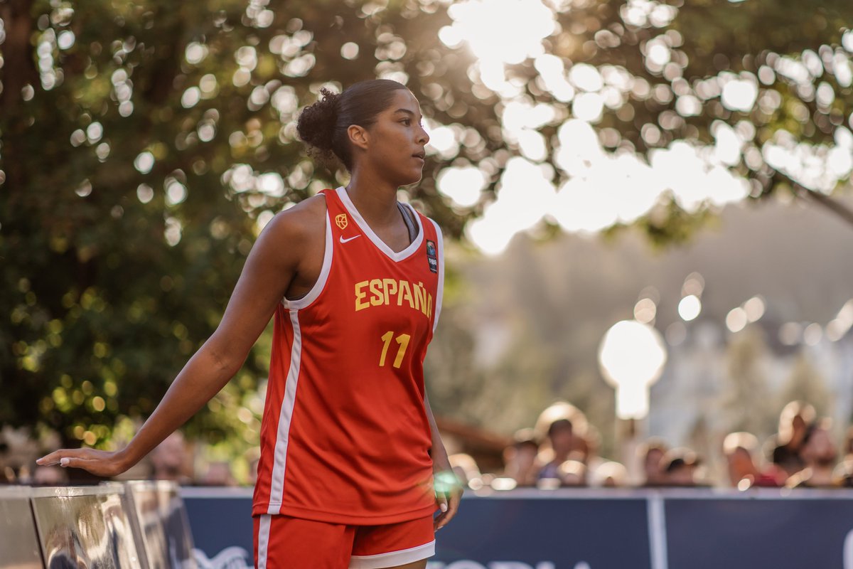 BaloncestoESP's tweet photo. Así ha ido la segunda parada de la Nations League @FIBA3x3‼️

La #U23F3x3🇪🇸 no puede con las anfitrionas en la final y la #U23M3x3 🇪🇸 repite VICTORIA 👊

Mañana toca la última jornada en Marianske Lazne 🇨🇿

#SomosEquipo https://t.co/72xzIPTvUz