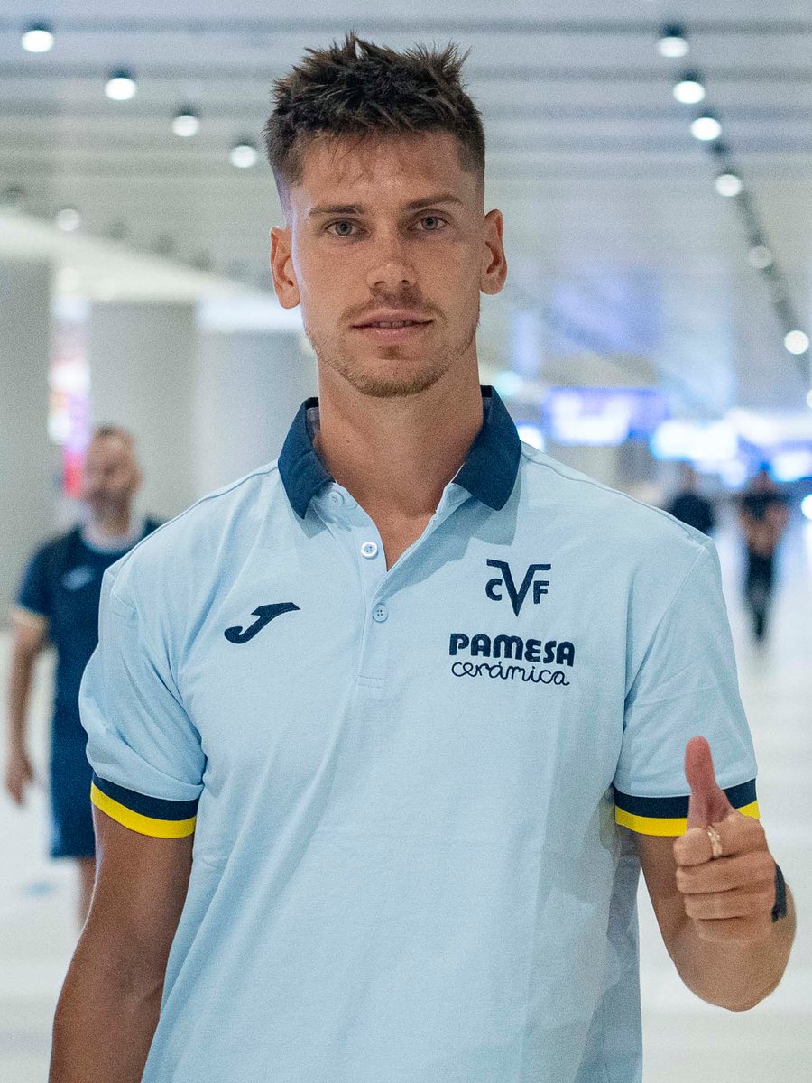 VillarrealCF's tweet photo. Todo bien, Juanito 👍🏻 https://t.co/awW1EoQb1t