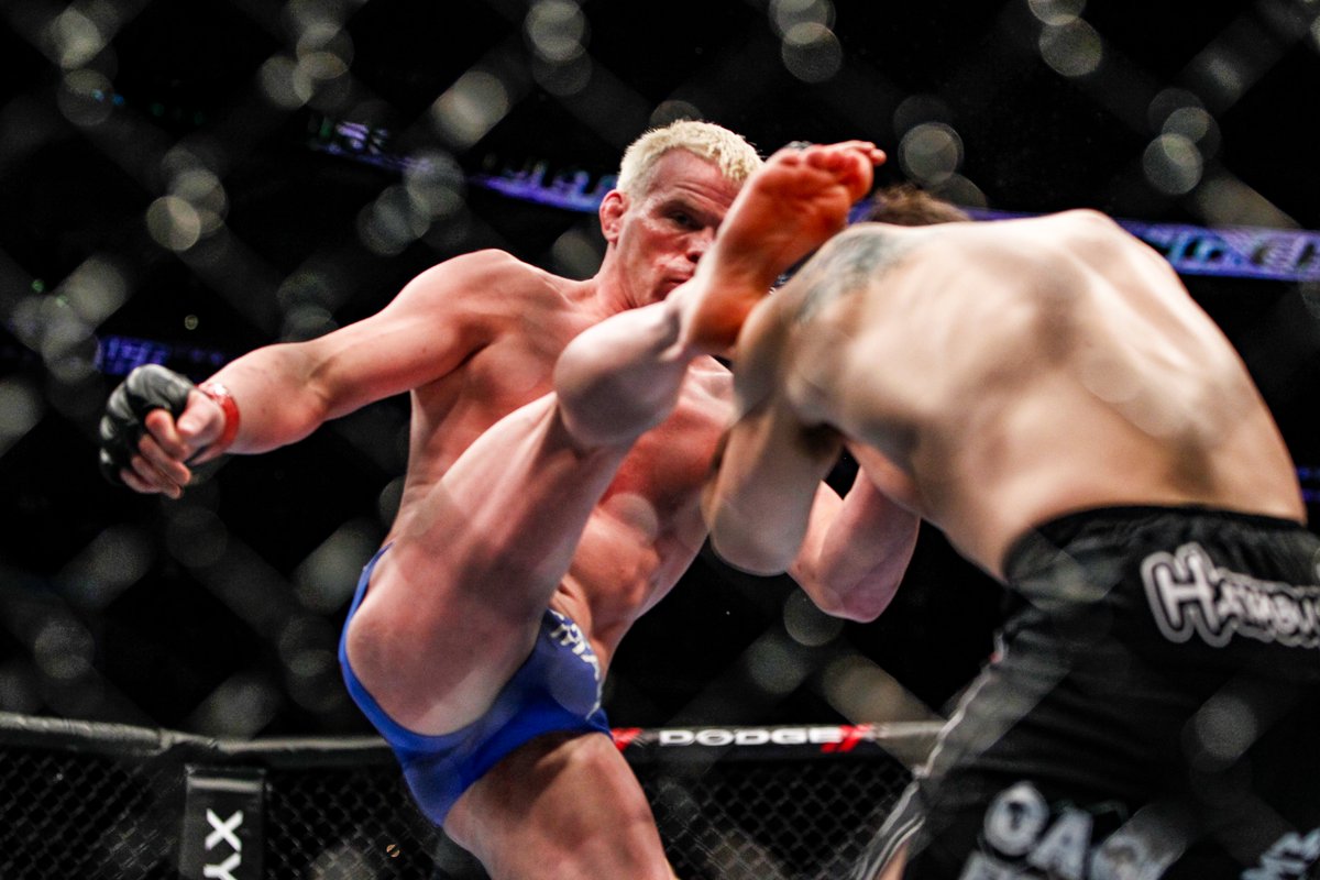 allelbows's tweet photo. WE USED TO BE A FREE COUNTRY.

yesterday was the 15 year anniversary of this milestone #mma https://t.co/iUD8PhSFGK