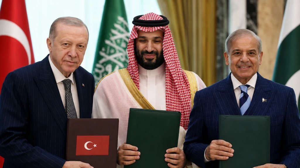 mert_s_'s tweet photo. Ben bu işe sevindim.

Bu bir başlangıçtır...

Hayırlı olsun İnşaAllah... https://t.co/m8WcHNlWRV