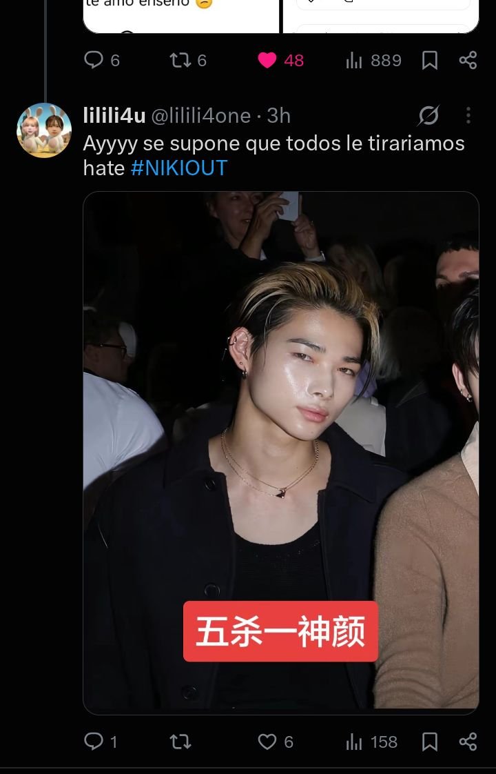 wavessspp's tweet photo. NO AMIGA, se supone que tienes que ser razonable y no hacer lo mismo que hicieron con mina, Eres una MALDITA ingnorante literal estas haciendo lo mismo que le hicieron a ella estas haciendo ciberbullyng tu y otras mas personas, IDIOTA @lilili4one https://t.co/hBWCoD684t