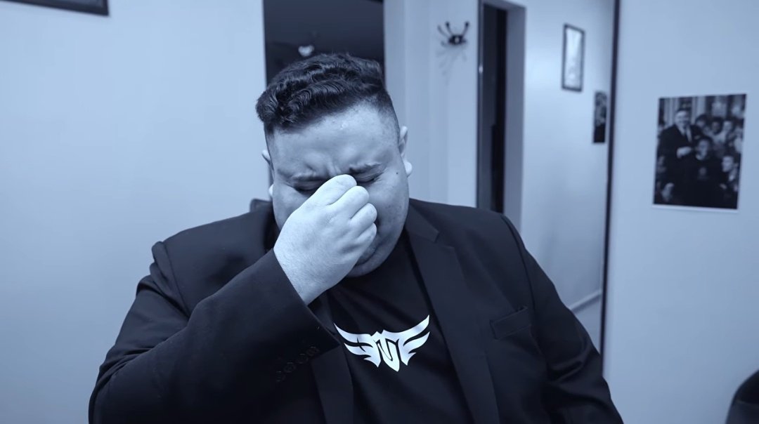 003Naro's tweet photo. بمناسبة عودة سعد متى البث الجماعي يا تي يو @TheUltimatesgg @tu_topz @iSopFix @Hanody_Awesome https://t.co/YluNy20dVg