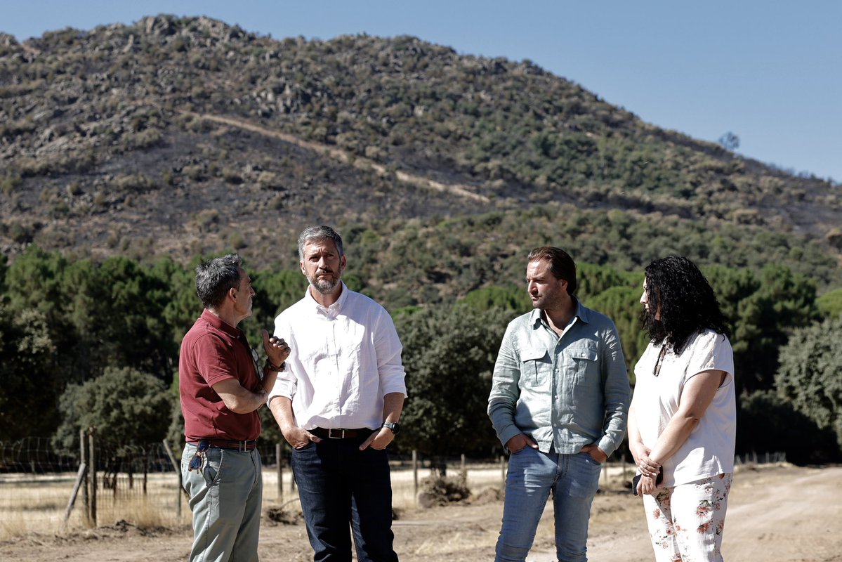 MA_GarciaMartin's tweet photo. Esta semana hemos podido recorrer los 17 municipios afectados por los incendios de la Sierra Oeste, escuchando a sus alcaldes y a sus vecinos para iniciar entre todos una #reconstrucción que será inédita.

Ahora más que nunca, todos estamos con la Sierra Oeste de Madrid. https://t.co/551ULfaN16