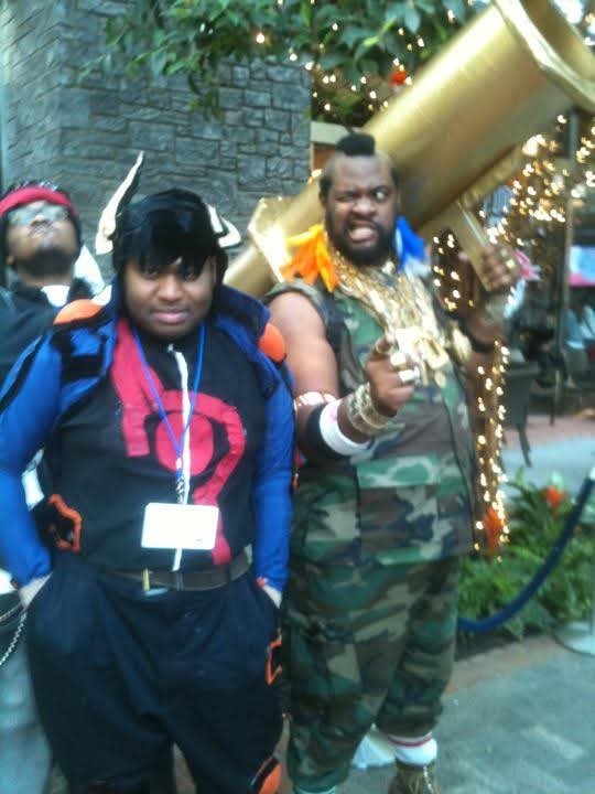 CeladonexusCF's tweet photo. Prayers, well wishes &amp; good vibes to @TUSA1980 , he was always a grand presence at east coast based cons w. a larger than life personality around being Mr. T &amp; showing that love all around.

He's currently in a coma, &amp; we're hoping for signs of life &amp; a steady road to recovery. https://t.co/Vb638zptwv