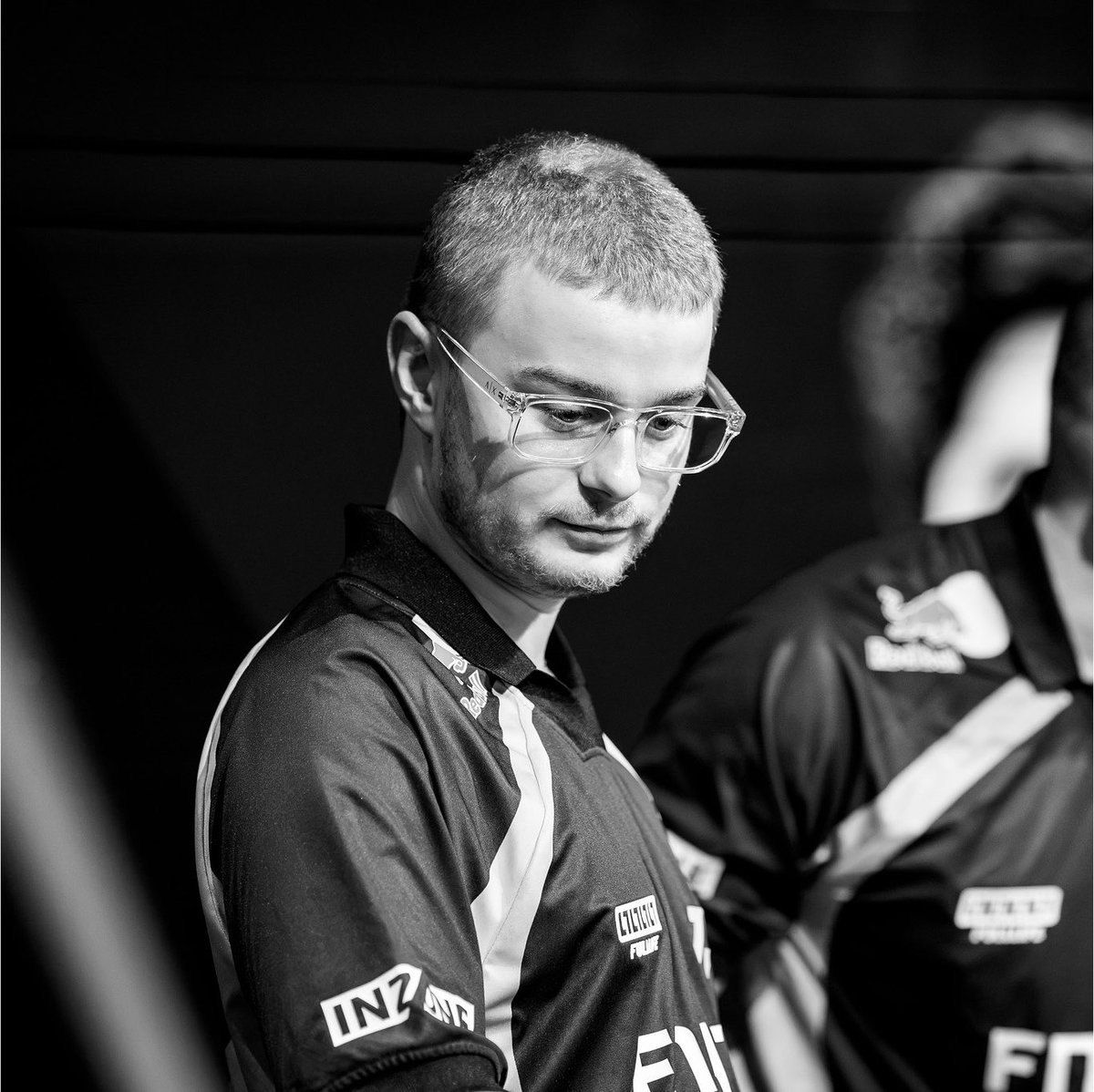 RocketBullets's tweet photo. FNATIC 🇬🇧 FALL TO THE LOWER BRACKET

To make Grand Finals and Champions, they must win 7 games in a row. Otherwise, they would need some combination of placement and points to advance.

FNATIC 🇬🇧 have NEVER missed Champions before https://t.co/vbY6C9sLOv