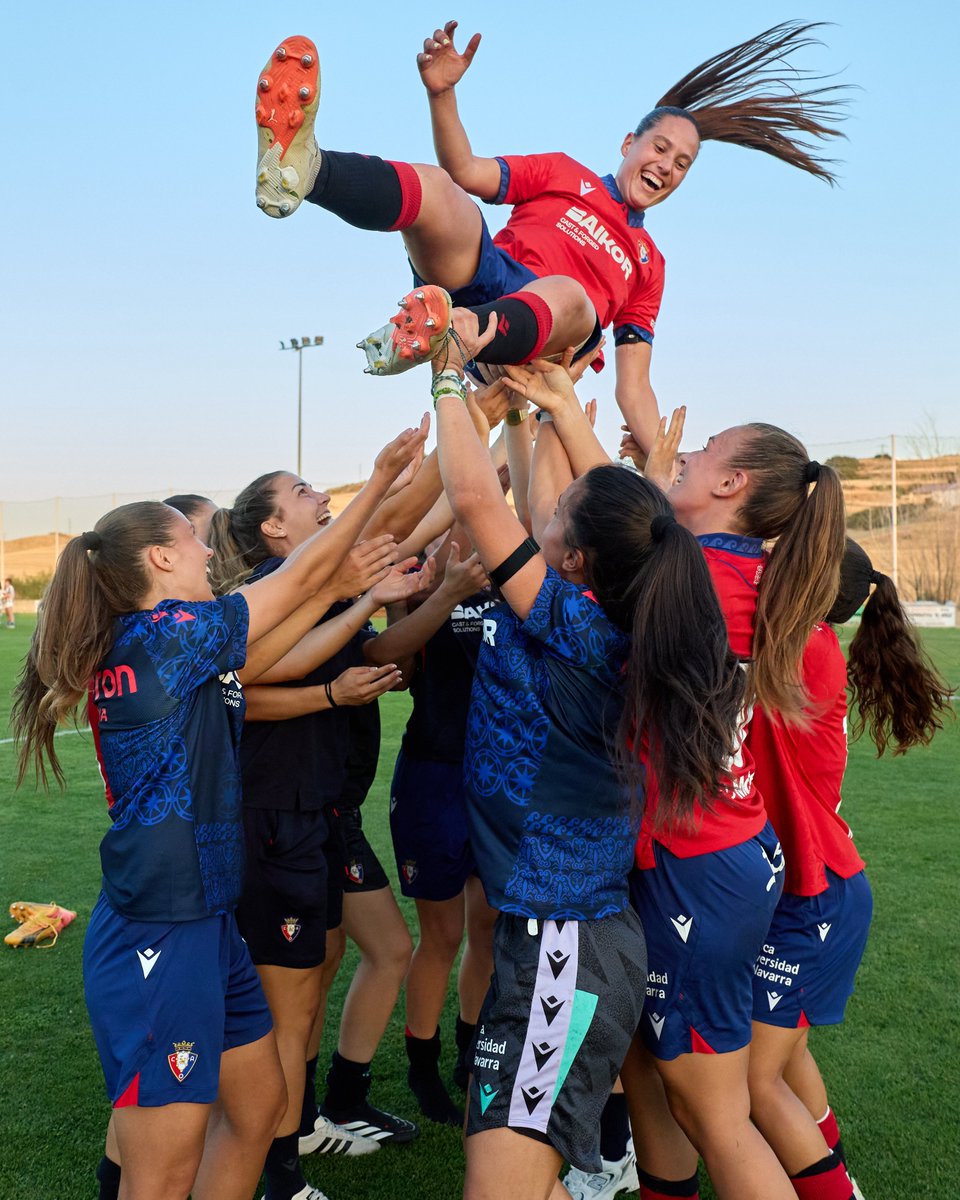 Osasuna_fem's tweet photo. 🤩 ¡Qué alegría tenerte de vuelta, María!

La rojilla ha disputado hoy sus primeros minutos tras haber sufrido una lesión de rodilla en enero de 2025. https://t.co/GA8FjcIUJP