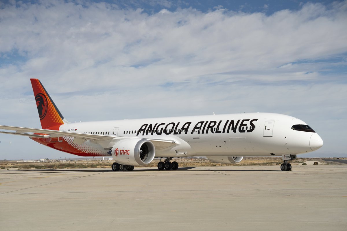 LusPedroecio's tweet photo. Clarificação e rigor na informação ✈️🇦🇴 A TAAG esclarece que a notícia sobre a Primeira-Dama de Moçambique não corresponde aos factos. Transparência e compromisso com a verdade na nossa aviação nacional 📰

​#TAAG #Comunicado https://t.co/spEMJsk0Yb