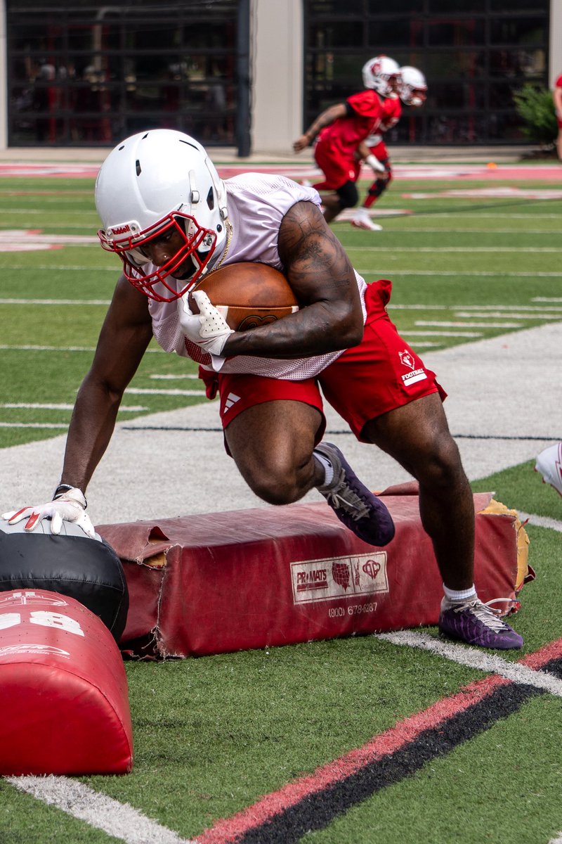 Newberry_FB's tweet photo. 𝘍𝘐𝘙𝘚𝘛 𝘋𝘈𝘠 𝘖𝘜𝘛‼️
#WeAreOne🐺 https://t.co/sdYVPA1RMf