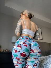 simpsonckerk's tweet photo. Who is here to chat me 🤩🤩🤩 https://t.co/e6uKUBpIYQ