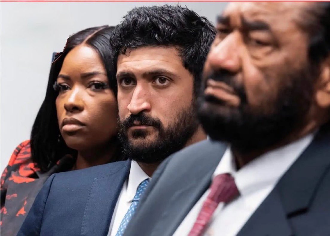 itsrosesm's tweet photo. DO YOU THINK JASMINE CROCKETT AND AL GREEN BEING VOTED OUT OF CONGRESS IS A MASSIVE VICTORY FOR THE USA? https://t.co/P0Mm3EYgl8