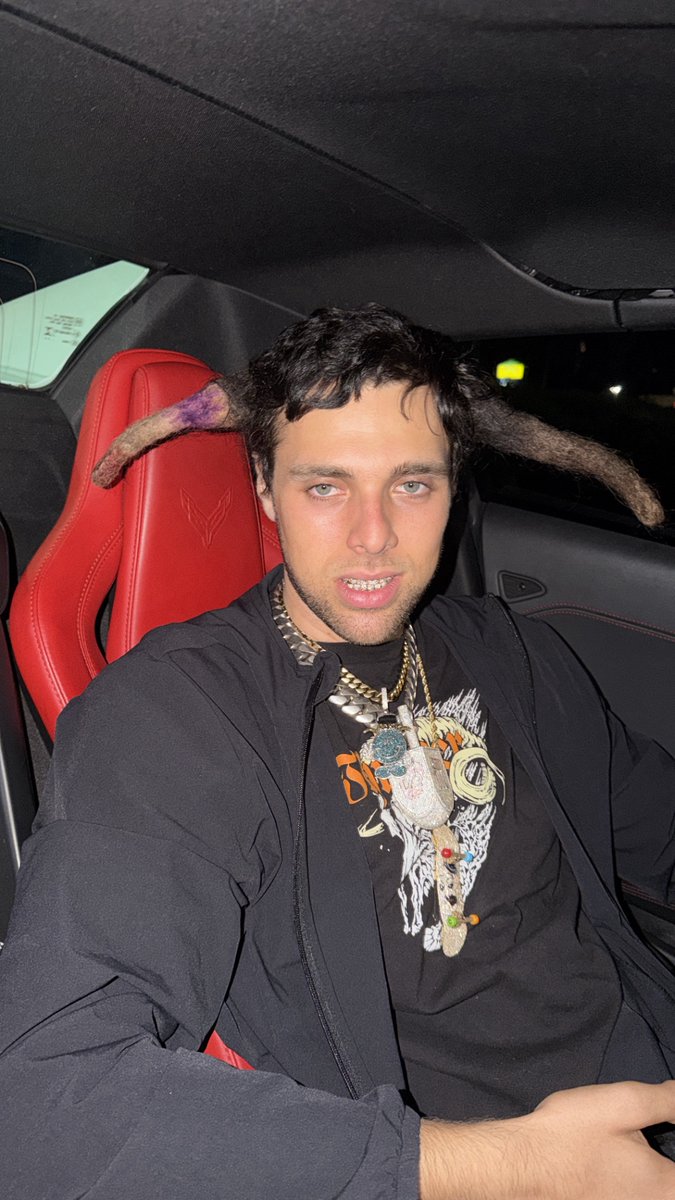 blpkosher_'s tweet photo. Album done 😈 https://t.co/6pguaDw8GO