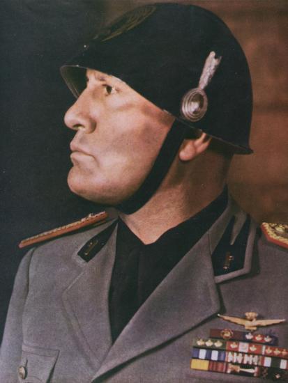 santypatriota's tweet photo. El creador del fascismo se veía así.

No saben reconocer su propia raza mediterránea. Tristemente domados por la imágen del alemán y el nórdico de Estados Unidos kjjj. https://t.co/dMDWmgqWiU