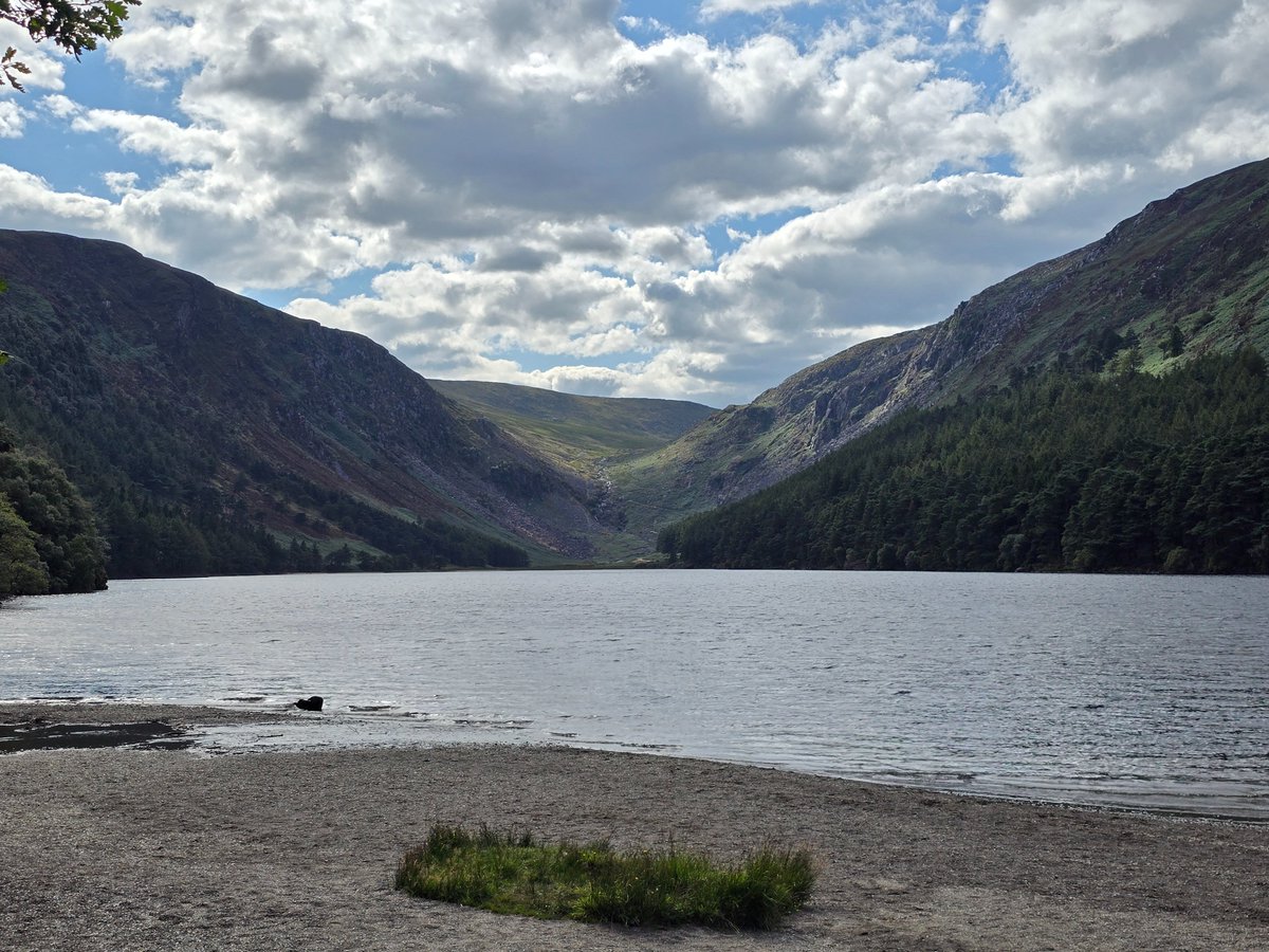 scott200909's tweet photo. Today I walked 10 miles in Wicklow, Ireland https://t.co/xpYUVNWkoF