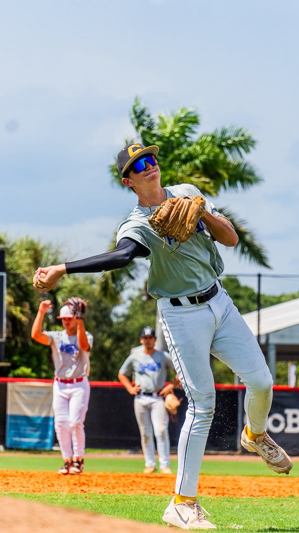 FL_Prospect's tweet photo. Sun’s out, guns out. ☀️⚾️
#FloridaProspects #MiamiShowcase #SouthFloridaBaseball #ShowcaseBaseball #GloveWork #Uncommitted #BaseballLife #Playmaker https://t.co/EHRrj4ek3J