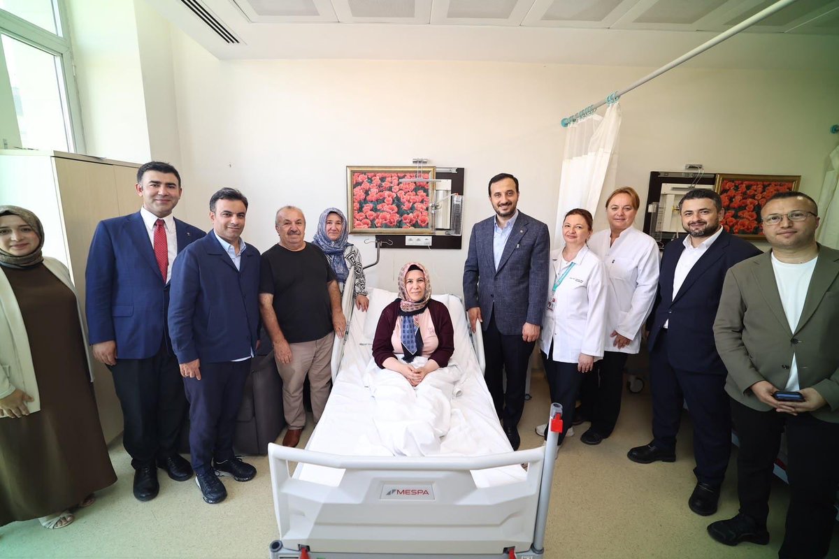 akpartisaglik's tweet photo. İl Başkanımız Abdullah Özdemir ve İl Başkan Yardımcımız, Sağlık Politikaları Başkanımız Alperen Bozdağ ile birlikte İstanbul Fizik Tedavi ve Rehabilitasyon Eğitim ve Araştırma Hastanesi’nde tedavi gören kıymetli hastalarımızı ziyaret ettik.

Hastalarımıza geçmiş olsun dileklerimizi ileterek sağlık çalışanlarımıza özverili emekleri için teşekkür ettik. Rabbim tüm hastalarımıza acil şifalar versin.