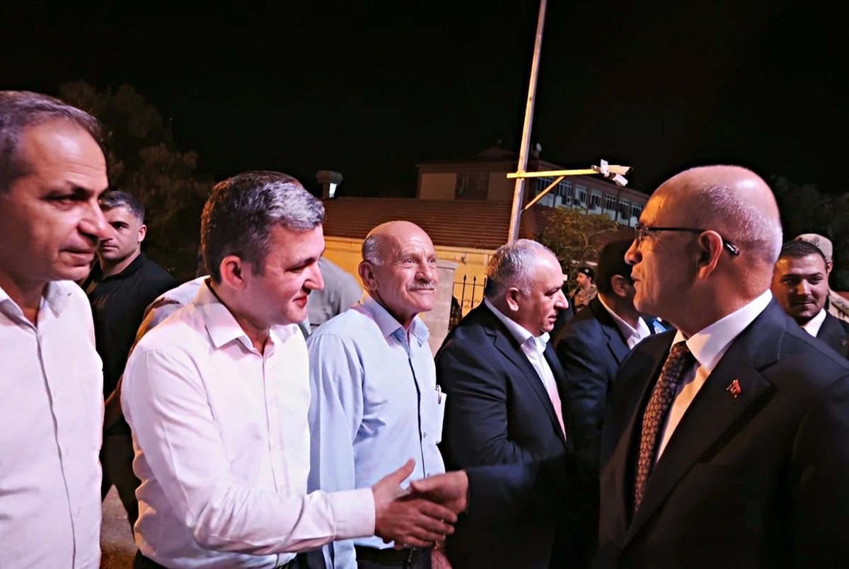 mehmetmasumozel's tweet photo. 📍Gercüş

Hazine ve Maliye Bakanımız Sayın Mehmet Şimşek’in teşrifleri; Bakan Yardımcımız Sayın Zekeriya Kaya ve Valimiz Sayın Ekrem Canalp’in katılımlarıyla düzenlenen programa katılım sağladık

Gercüş’ümüze ve hemşehrilerimize hayırlı olmasını diliyoruz. https://t.co/P79lbRU8yK
