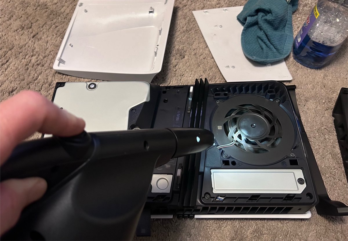Masterchiefin21's tweet photo. Now that your PS5 is your last PlayStation console, make sure you clean, dust, and Keep horizontal if you have the space.

This should increase longevity.

👍happy gaming. https://t.co/y7xoi9rFaw