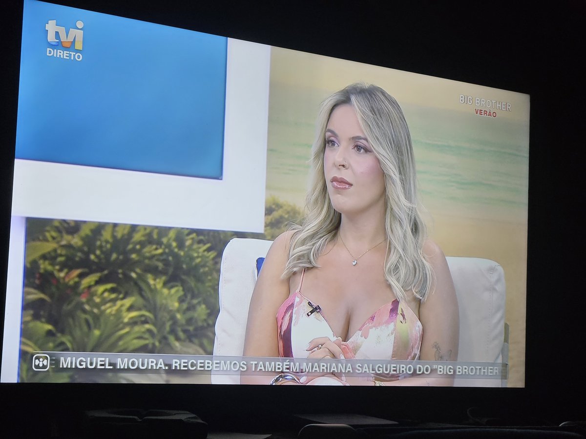 alexandrefigu09's tweet photo. Mais uma vez a ver a nossa Jequinha no extra ❤️❤️ e ela arrasou no look também, ela está LINDA como sempre 🤍🤍 #bbtvi https://t.co/rTxdZhPUhy