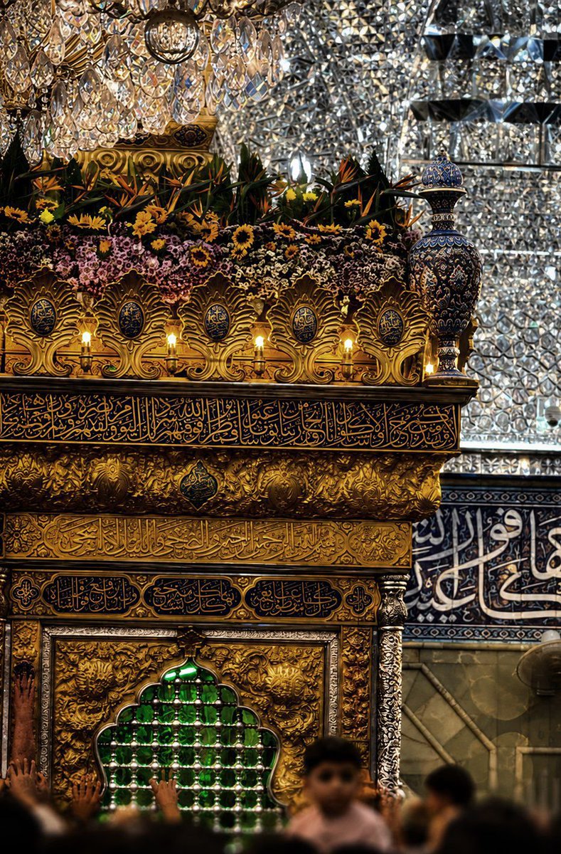 Hoora04k's tweet photo. و از تو می‌پرسند: عباس کیست؟!
بگو:
او پناهی‌ست برای
بی‌پناهانِ جهان...🥹❤️‍🩹 https://t.co/gBSTjCyiyr